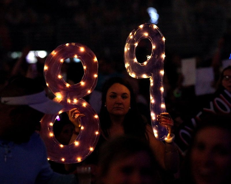 Taylor Swift — June 3 - Cleveland, Ohio — photo 25
