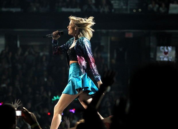 Taylor Swift — June 3 - Cleveland, Ohio — photo 34