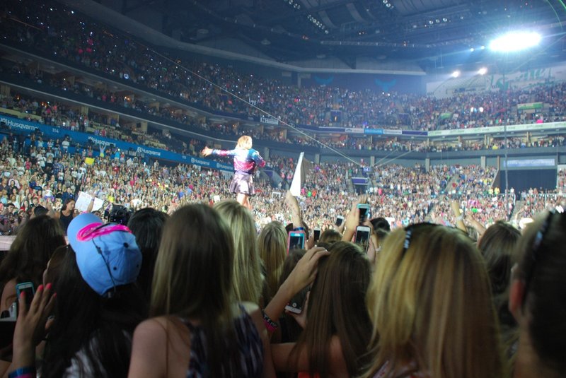 Taylor Swift — June 8 - Charlotte, North Carolina — photo 36