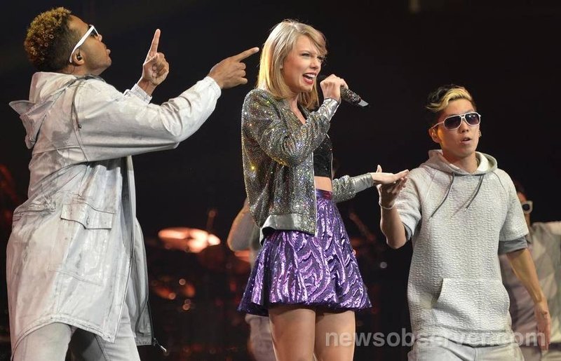 Taylor Swift — June 9 - Raleigh, North Carolina — photo 26