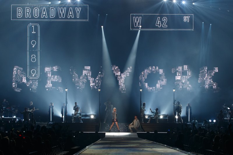 Taylor Swift — May 20 - Bossier City, Louisiana — photo 22