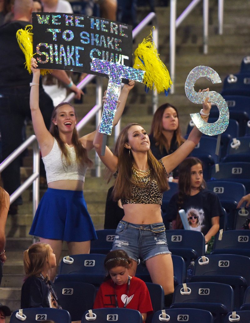 Taylor Swift — May 30 - Detroit, Michigan — photo 22