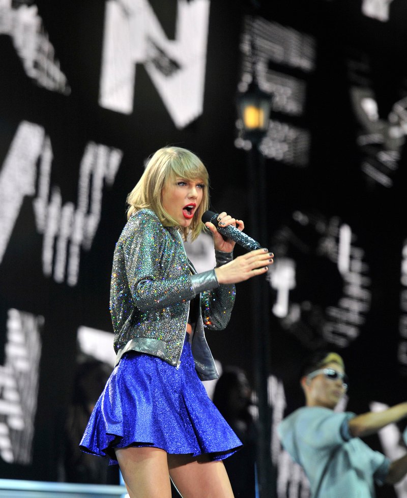 Taylor Swift — May 30 - Detroit, Michigan — photo 25