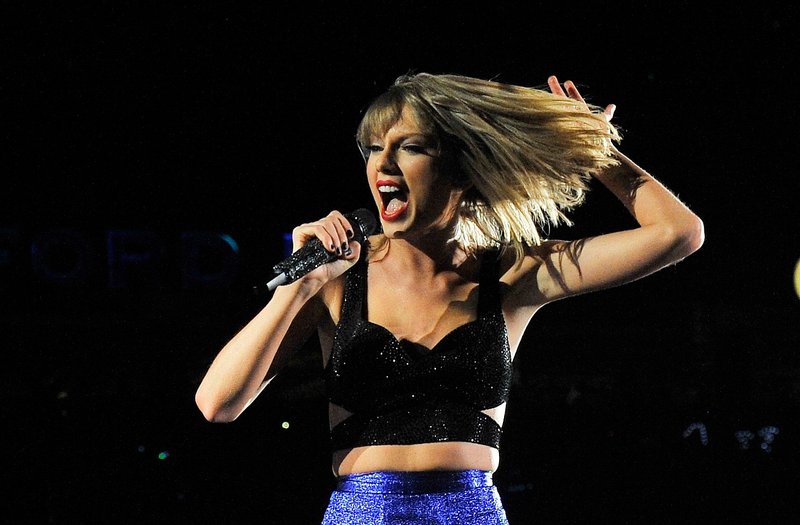Taylor Swift — May 30 - Detroit, Michigan — photo 46