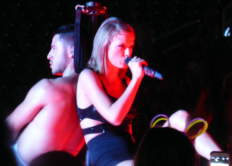 Taylor Swift — May 30 - Detroit, Michigan — photo 77