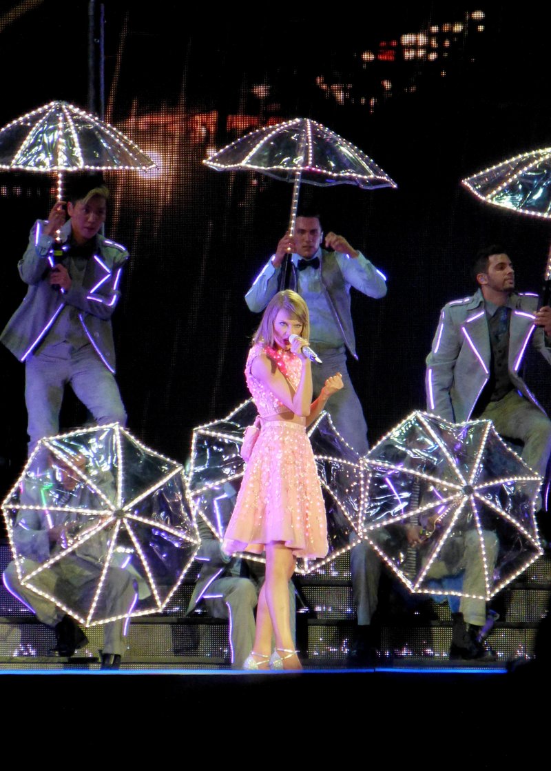 Taylor Swift — May 30 - Detroit, Michigan — photo 85