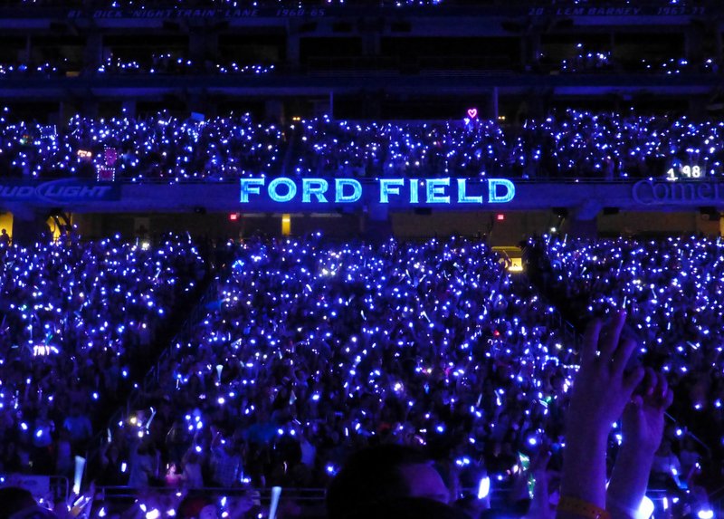 Taylor Swift — May 30 - Detroit, Michigan — photo 88