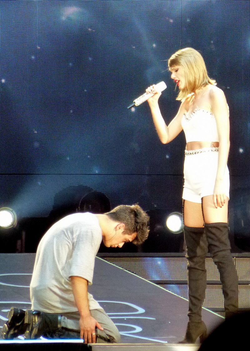 Taylor Swift — May 30 - Detroit, Michigan — photo 106