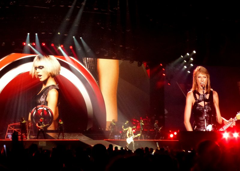 Taylor Swift — May 30 - Detroit, Michigan — photo 150
