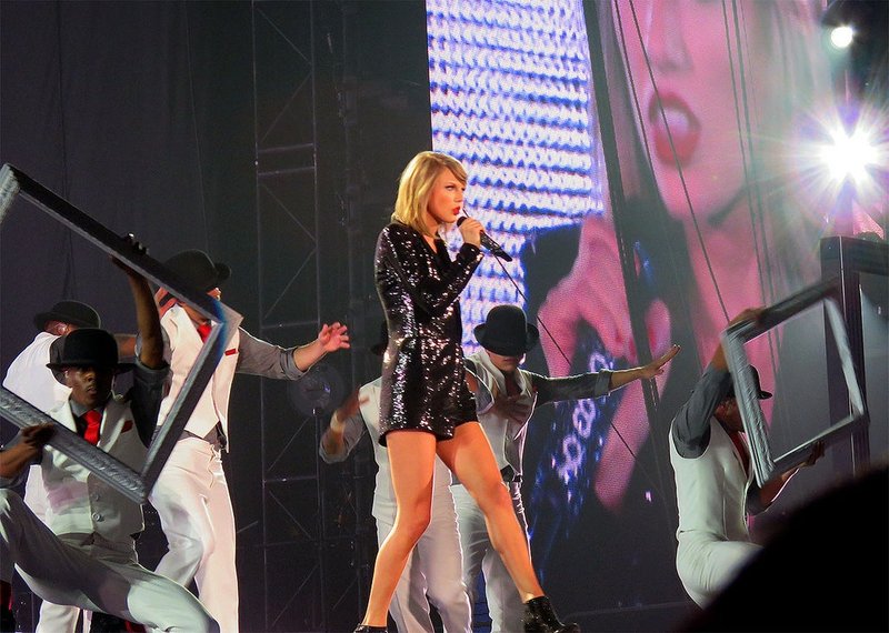 Taylor Swift — May 5 - Tokyo, Japan — photo 19