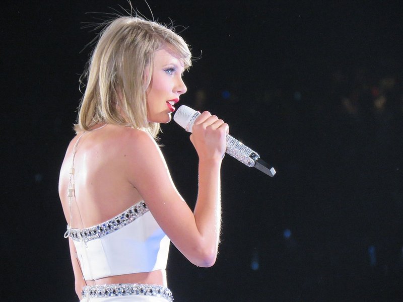 Taylor Swift — May 5 - Tokyo, Japan — photo 34