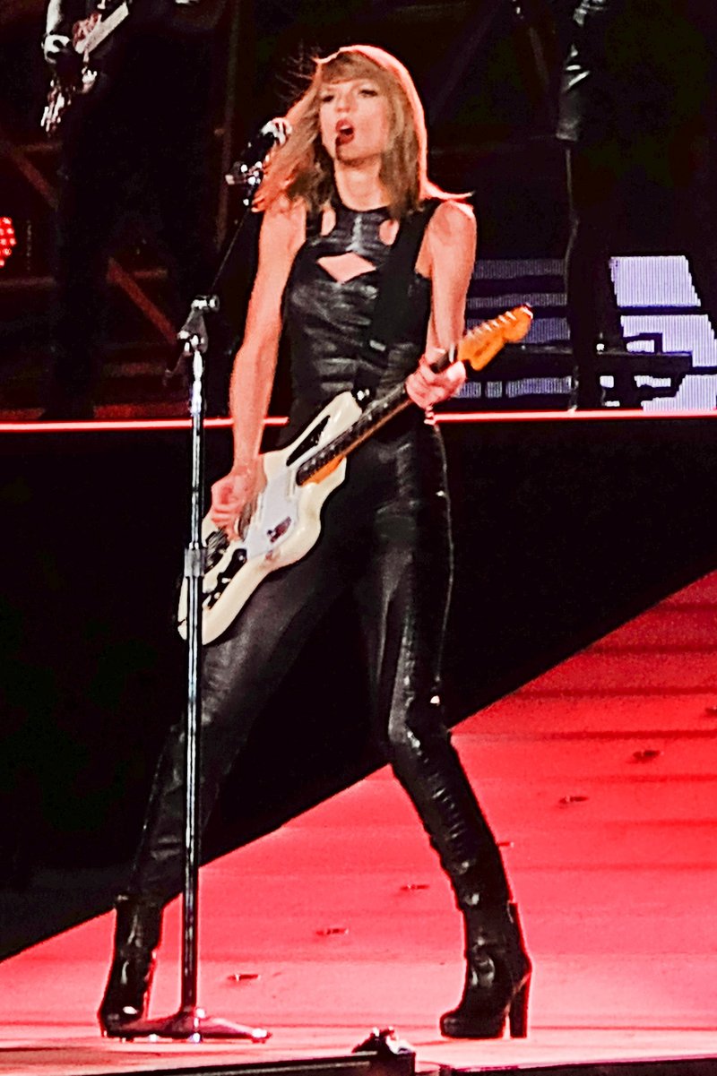 Taylor Swift — May 5 - Tokyo, Japan — photo 66