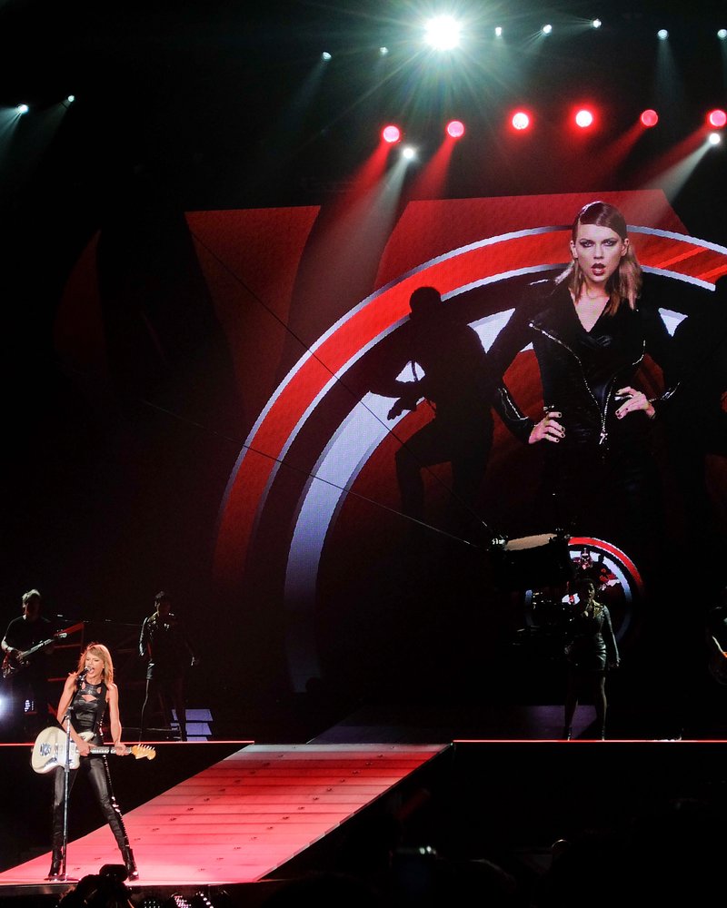 Taylor Swift — May 5 - Tokyo, Japan — photo 72