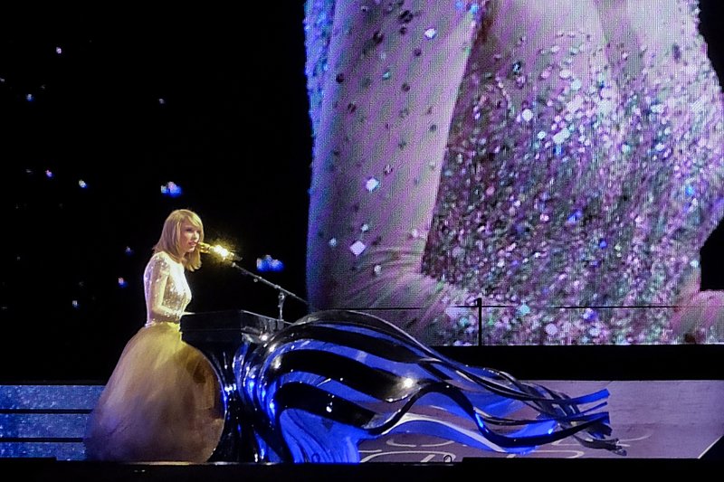 Taylor Swift — May 5 - Tokyo, Japan — photo 74