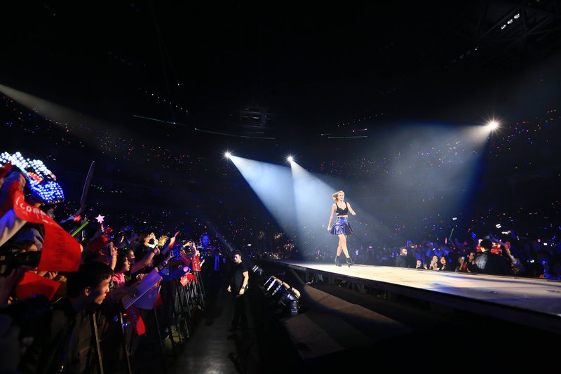 Taylor Swift — November 10 - Shanghai, China — photo 56