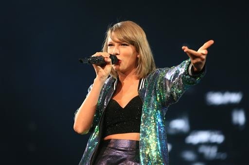 Taylor Swift — November 10 - Shanghai, China — photo 60