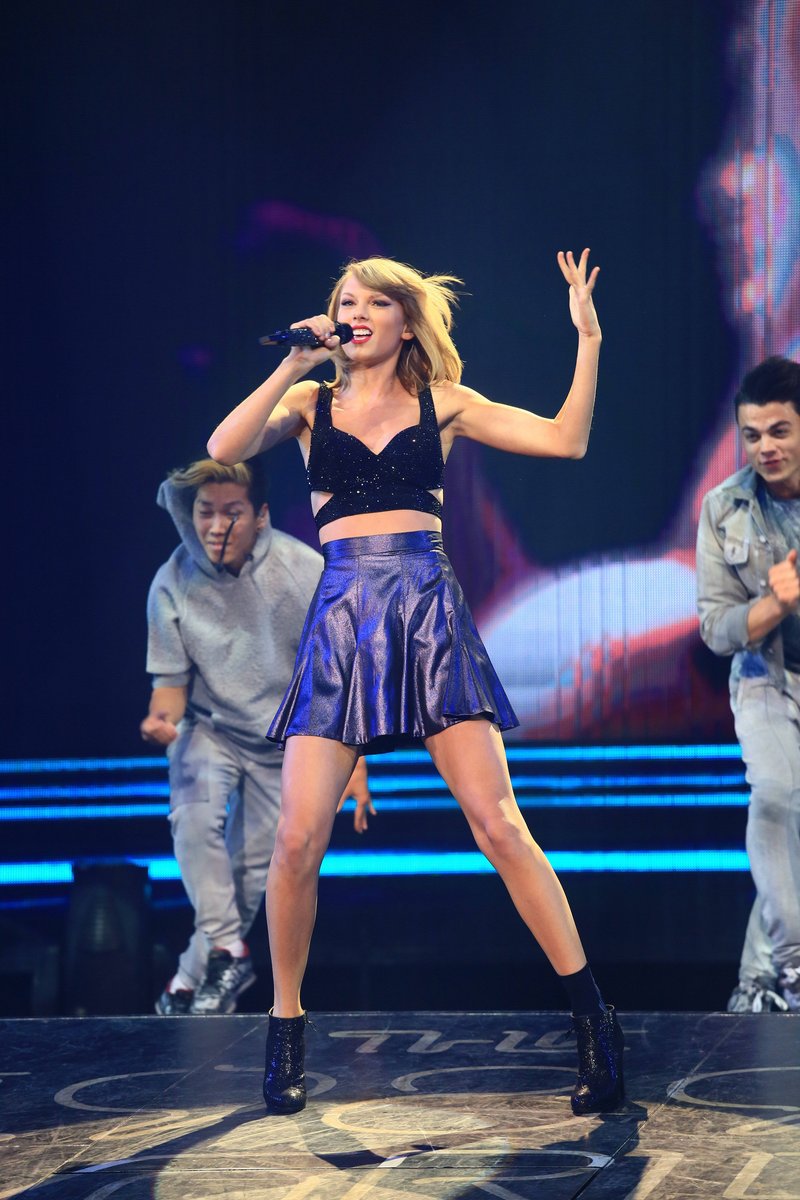 Taylor Swift — November 10 - Shanghai, China — photo 73