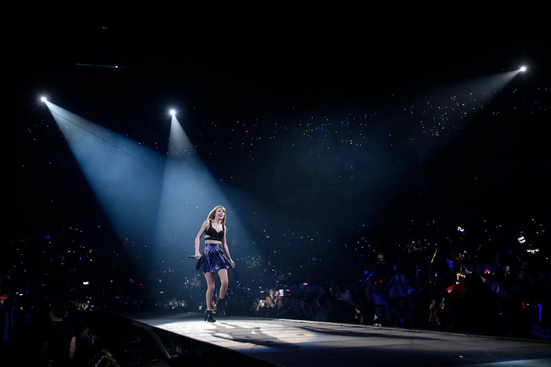 Taylor Swift — November 10 - Shanghai, China — photo 85