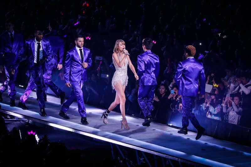 Taylor Swift — November 10 - Shanghai, China — photo 105