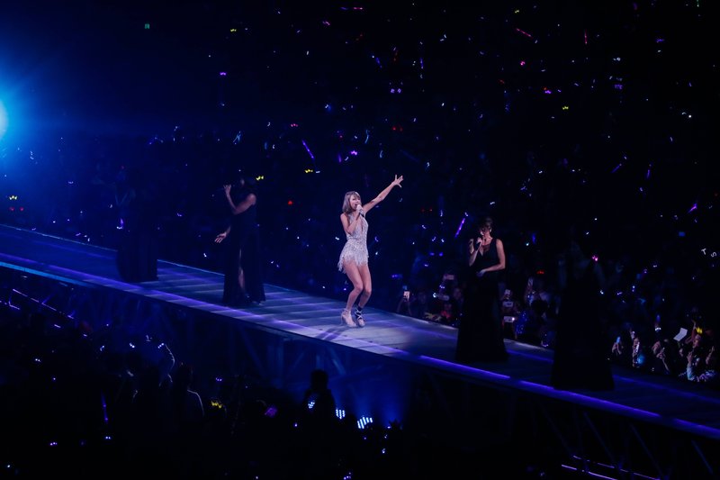 Taylor Swift — November 10 - Shanghai, China — photo 114