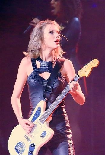 Taylor Swift — November 11 - Shanghai, China — photo 8