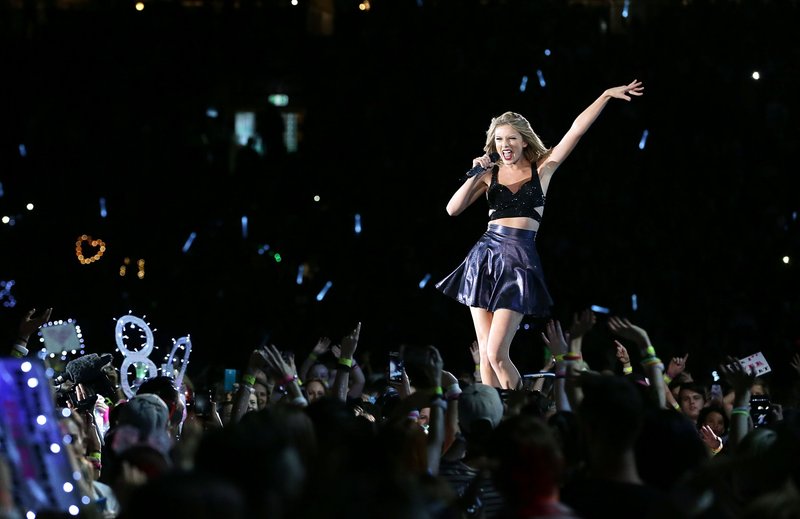 Taylor Swift — November 28 - Sydney, Australia — photo 18