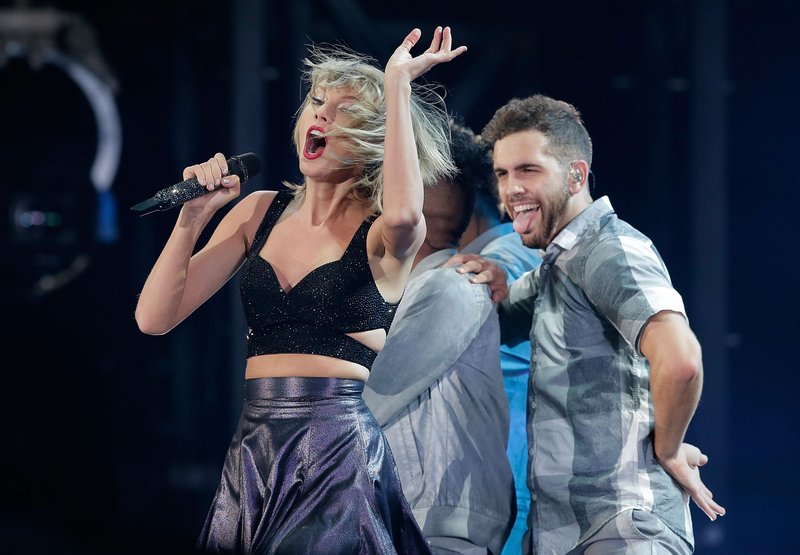 Taylor Swift — November 28 - Sydney, Australia — photo 63