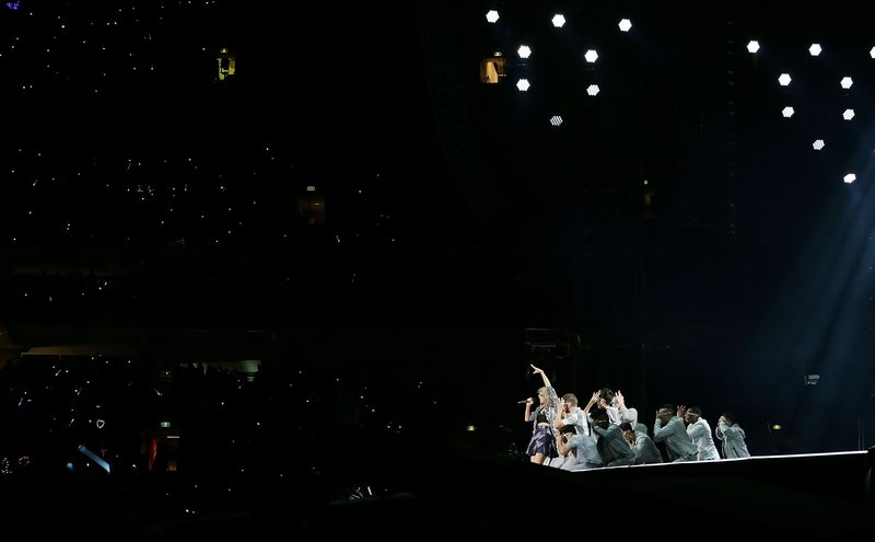 Taylor Swift — November 28 - Sydney, Australia — photo 66