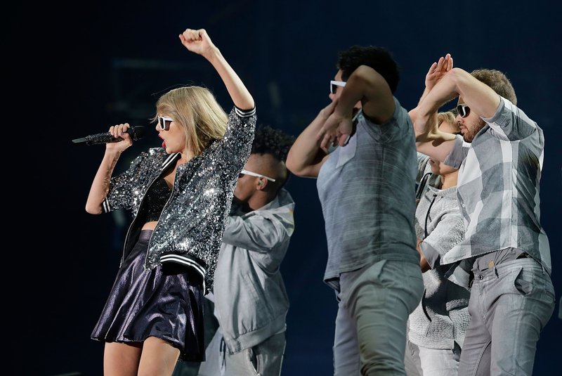 Taylor Swift — November 28 - Sydney, Australia — photo 71
