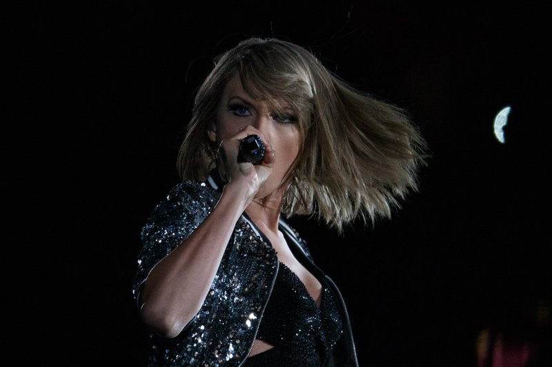Taylor Swift — November 28 - Sydney, Australia — photo 110
