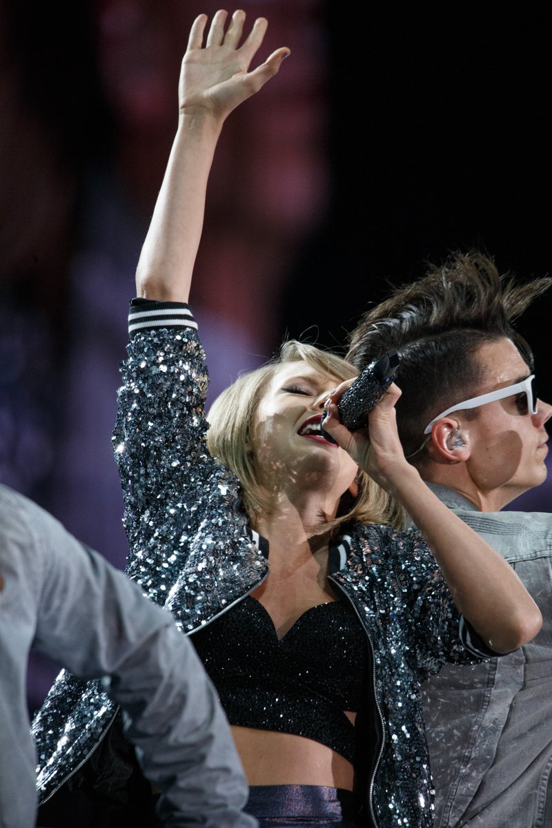 Taylor Swift — November 28 - Sydney, Australia — photo 113