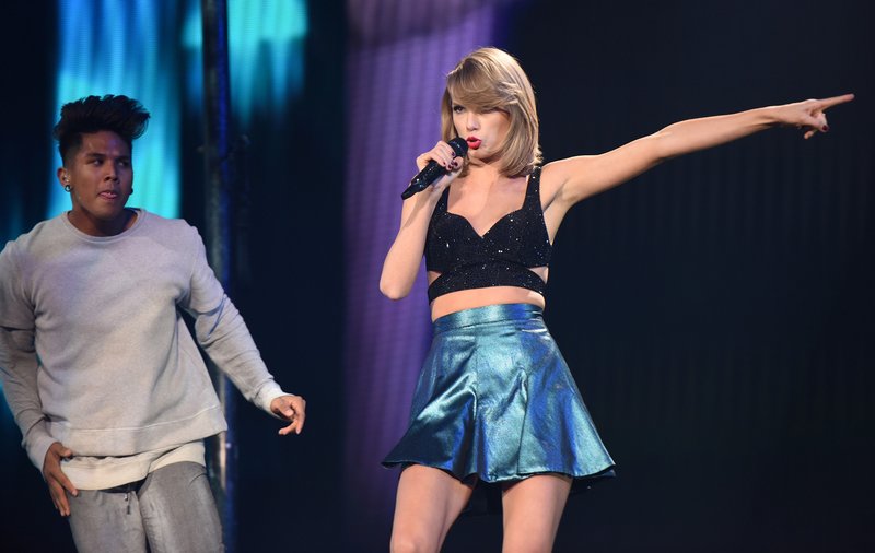 Taylor Swift — October 27 - Miami, Florida — photo 25