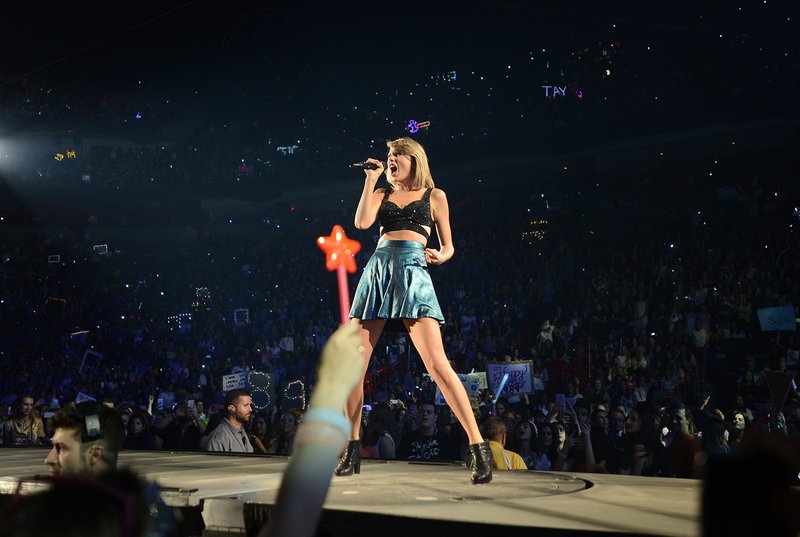 Taylor Swift — October 27 - Miami, Florida — photo 31