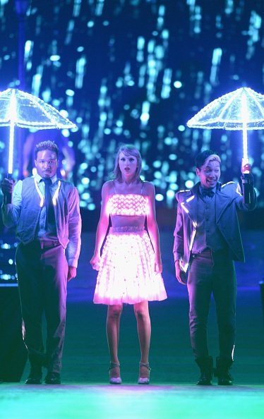 Taylor Swift — October 31 - Tampa, Florida — photo 7