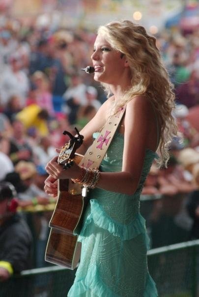 Taylor Swift — 31th Annual Jamboree In The Hills — photo 9