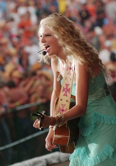Taylor Swift — 31th Annual Jamboree In The Hills — photo 16