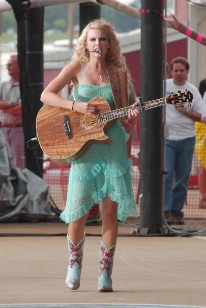 Taylor Swift — 31th Annual Jamboree In The Hills — photo 19