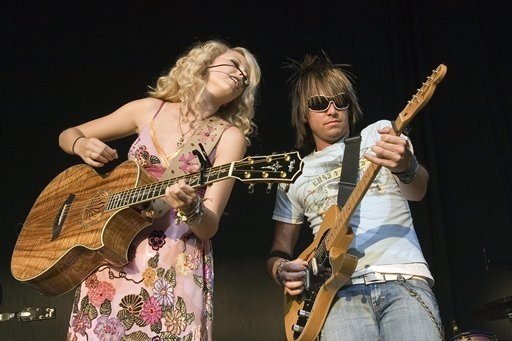 Taylor Swift — @ Charlotte NC — photo 6