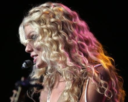 Taylor Swift — @ Chula Vista, CA — photo 12