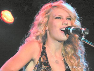 Taylor Swift — Gold Country Casino in Oroville, CA — photo 13