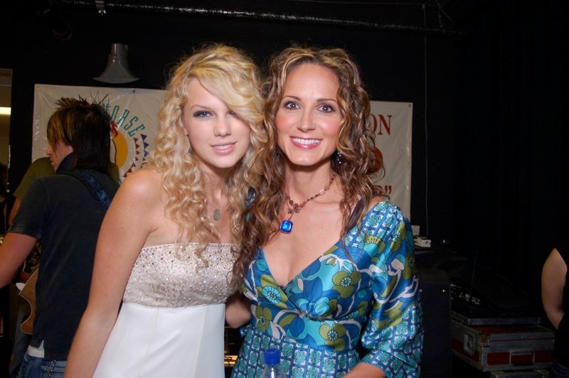 June 5 - Chely Wright’s Reading, Writing & Rhythm