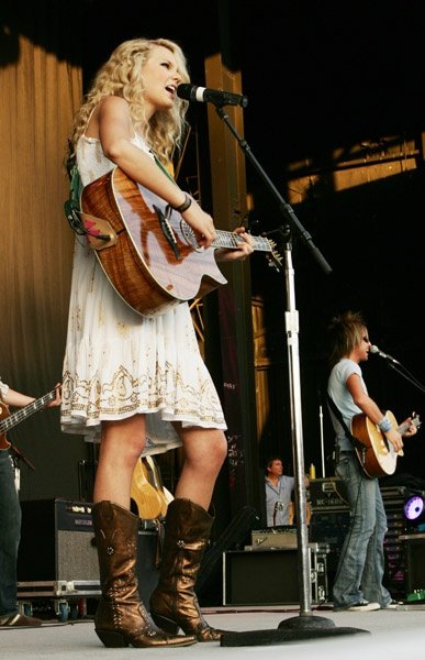 Taylor Swift — @Kansas City, KS — photo 8