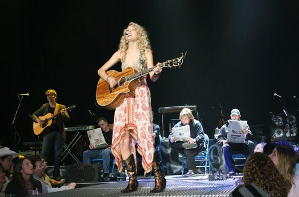 Taylor Swift — misc from 2007 — photo 4
