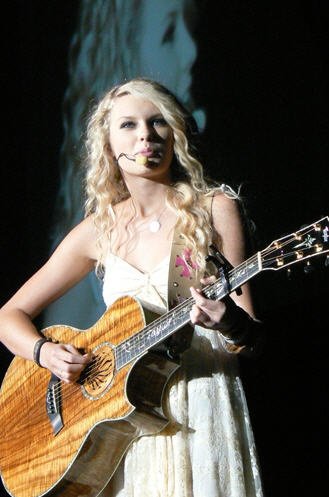 Taylor Swift — misc from 2007 — photo 30