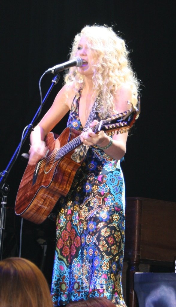 Taylor Swift — misc from 2007 — photo 33