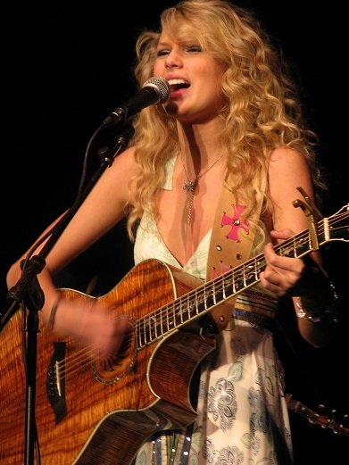 Taylor Swift — @ Nashville, TN — photo 11