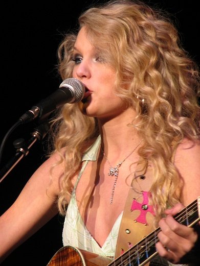 Taylor Swift — @ Nashville, TN — photo 13