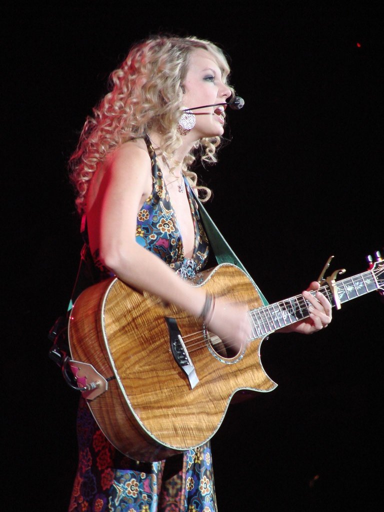 Taylor Swift — @ Pepsi center — photo 27