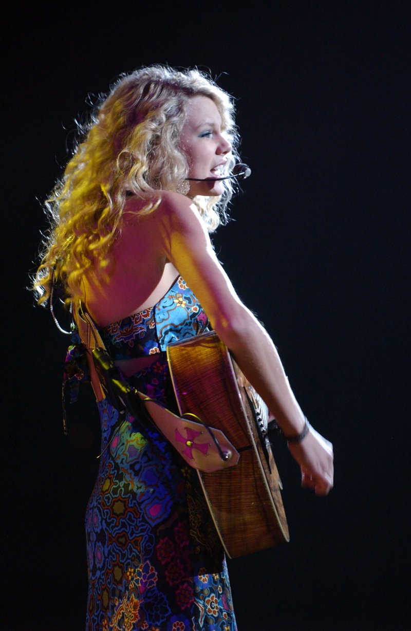 Taylor Swift — @ Pepsi center — photo 34