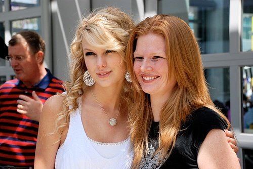 Taylor Swift — Special Yahoo! Performance — photo 12